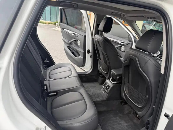 2023 BMW X1 20Li sDrive II (F48) Рестайлинг, белый - вид 12