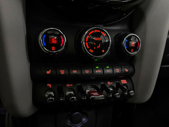 2021 Mini Hatch JCW III (F55/F56) Рестайлинг 2, синий - вид 15