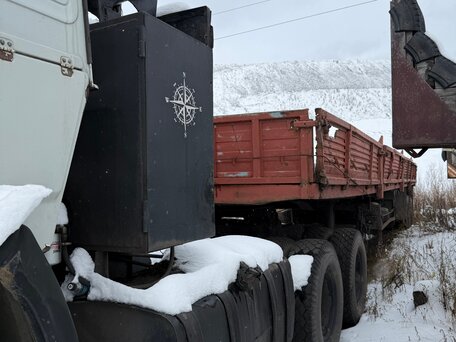1987 КамАЗ 54115, серый, 700000 рублей, вид 3