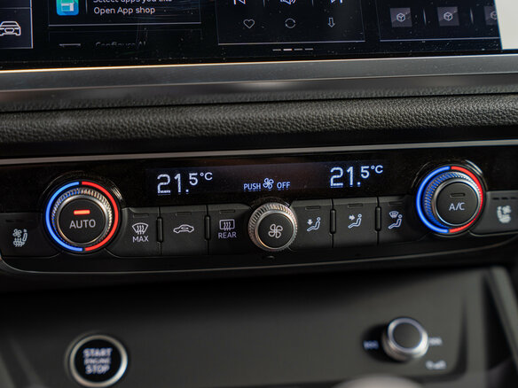 2026 Audi Q3 35 TFSI II (F3), серый - вид 16
