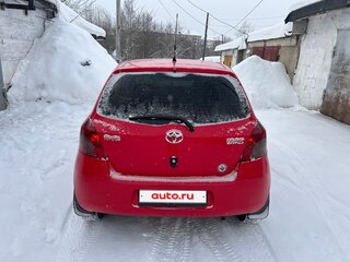 2008 Toyota Yaris II, красный, 565000 рублей, вид 5