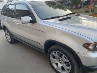 2004 BMW X5 3.0i I (E53) Рестайлинг, серебристый, 1500000 рублей, вид 3