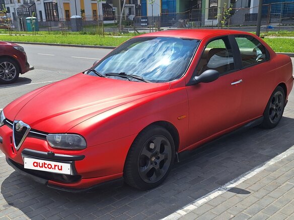 2000 Alfa Romeo 156 I, красный, 430000 рублей - вид 2