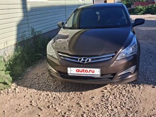 2015 Hyundai Solaris I Рестайлинг, коричневый, 850000 рублей, вид 1