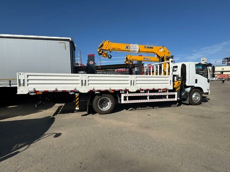 2026 Isuzu Elf (N-series), белый, 8731240 рублей, вид 2