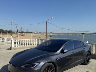 2018 Tesla Model S P100D I Рестайлинг, серебристый, 4500000 рублей, вид 4