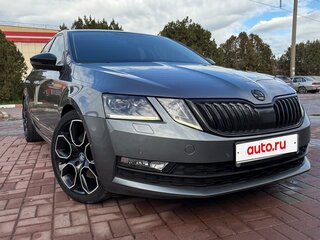 2017 Skoda Octavia III (A7) Рестайлинг, серый, 2300000 рублей, вид 2