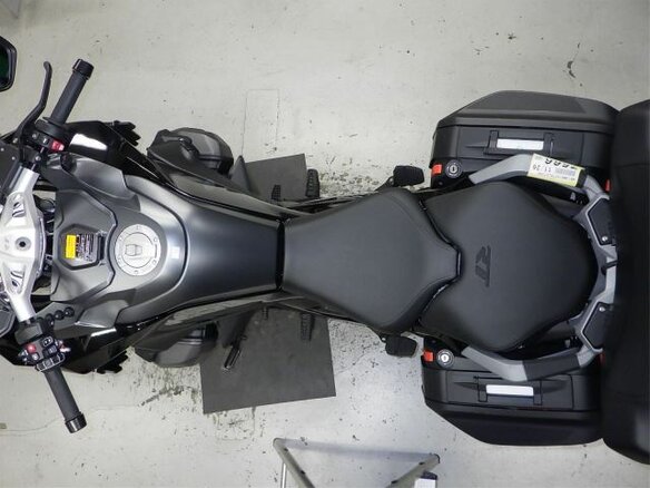 2025 BMW R 1300 RT, чёрный, 3100000 рублей - вид 9