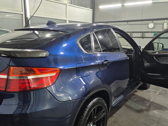 2011 BMW X6 35i 8-speed I (E71), синий, 1777777 рублей - вид 2
