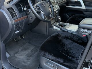 2018 Toyota Land Cruiser 200 Series Рестайлинг 2, чёрный, 6250000 рублей, вид 2
