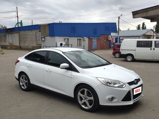 2011 Ford Focus III, белый, 825000 рублей, вид 3