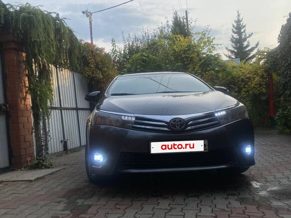 2014 Toyota Corolla XI (E160, E170, E180), серый, 1050000 рублей - вид 6