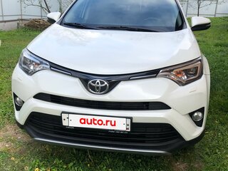 2017 Toyota RAV4 IV (XA40) Рестайлинг, белый, 2535000 рублей, вид 4