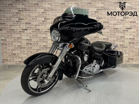 2014 Harley-Davidson Street Glide, чёрный, 1475000 рублей, вид 2