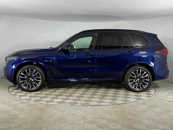 2025 BMW X5 40d IV (G05/G18) Рестайлинг, синий, 17190000 рублей - вид 5