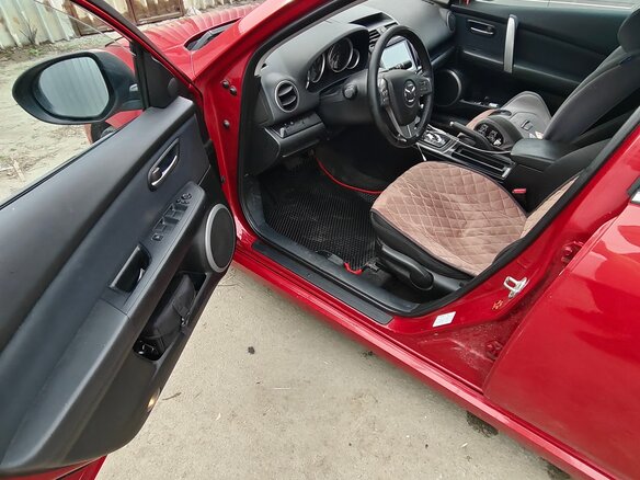 2008 Mazda 6 II (GH), красный, 850000 рублей - вид 4