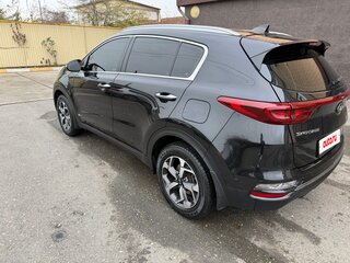 2019 Kia Sportage IV Рестайлинг, чёрный, 1500000 рублей, вид 4