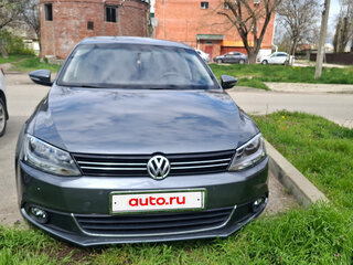 2011 Volkswagen Jetta VI, серый, 980000 рублей, вид 2