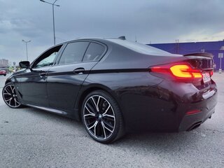2022 BMW 5 серии 530d xDrive VII (G30/G31/G38) Рестайлинг, чёрный, 5500000 рублей, вид 5