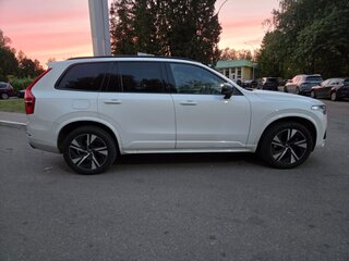 2020 Volvo XC90 B5 II Рестайлинг 1, белый, 5650000 рублей, вид 4
