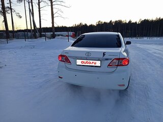 2010 Toyota Corolla X (E140, E150), белый, 1200000 рублей, вид 4