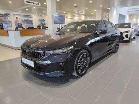 BMW 5 серии VIII (G60/G61/G68)