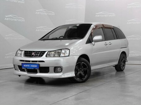 Nissan Liberty