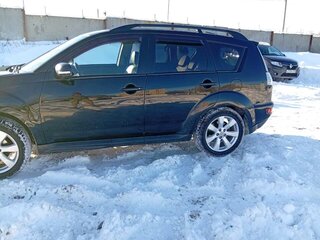 2011 Mitsubishi Outlander II Рестайлинг, чёрный, 920000 рублей, вид 5