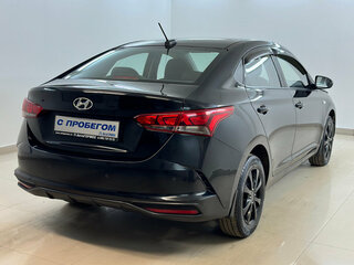 2020 Hyundai Solaris II Рестайлинг, чёрный, 1460000 рублей, вид 4