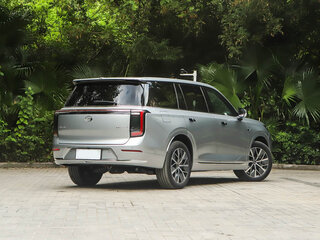 2025 GAC Trumpchi S9, серебристый, 6499000 рублей, вид 2