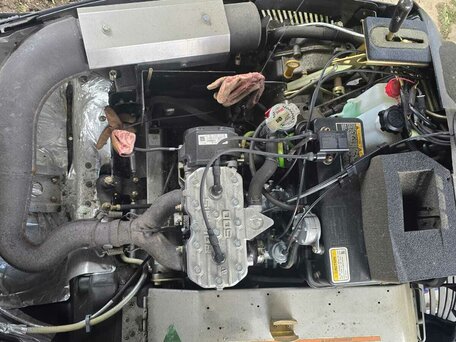 2011 Polaris Widetrak LX, белый, 900000 рублей, вид 3