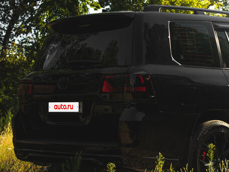 2015 Toyota Land Cruiser 200 Series Рестайлинг 2, чёрный, 4999000 рублей, вид 5