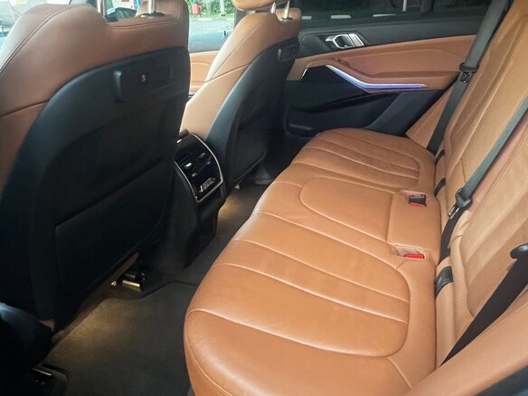 2021 BMW X5 40i IV (G05/G18), чёрный, 6990000 рублей - вид 16