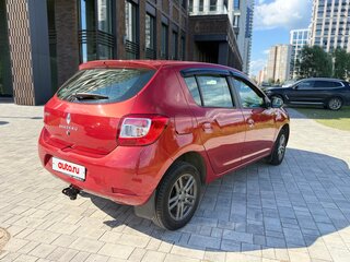 2014 Renault Sandero II, красный, 550000 рублей, вид 4