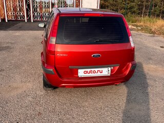 2006 Ford Fusion I Рестайлинг, красный, 300000 рублей, вид 3