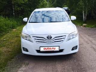 2010 Toyota Camry VI (XV40) Рестайлинг, белый, 1150000 рублей, вид 1
