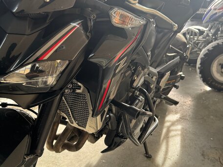 2018 Kawasaki Z 900, чёрный, 955555 рублей, вид 2