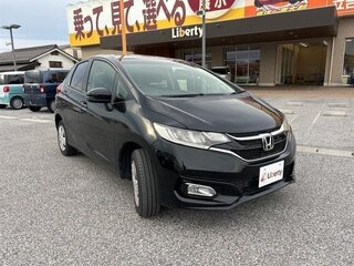 2017 Honda Fit III Рестайлинг, чёрный, 789000 рублей, вид 2