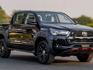2025 Toyota Hilux VIII Рестайлинг 3, чёрный, 5500000 рублей, вид 1