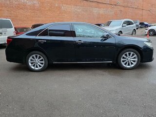 2014 Toyota Camry VII (XV50), серый, 1800000 рублей, вид 3