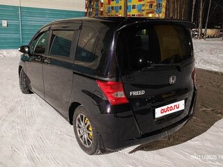 2010 Honda Freed I, фиолетовый, 1000000 рублей, вид 4