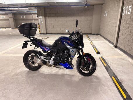 2020 BMW F 900 R, синий, 1030000 рублей, вид 2