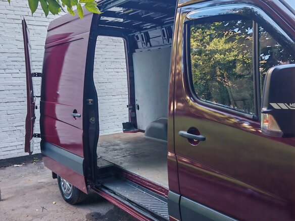 2012 Mercedes-Benz Sprinter, пурпурный, 1700000 рублей - вид 20