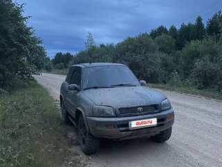 1995 Toyota RAV4 I (XA10), зелёный, 350000 рублей, вид 3