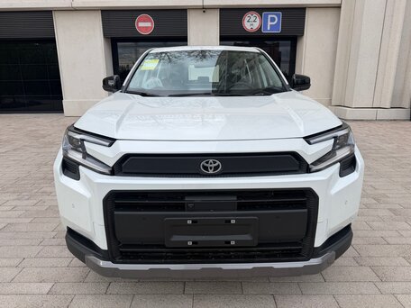 2026 Toyota RAV4 VI (XA60), белый, 4050000 рублей, вид 1