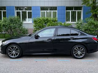 2019 BMW 3 серии 318d VII (G2x), чёрный, 3200000 рублей, вид 4