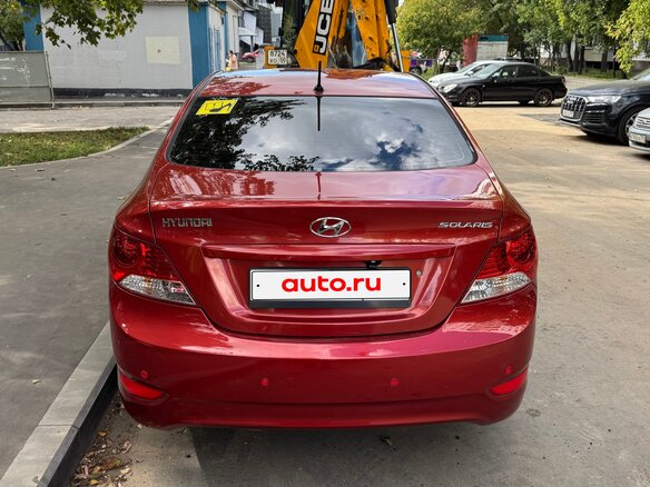 2012 Hyundai Solaris I, красный, 790000 рублей - вид 5