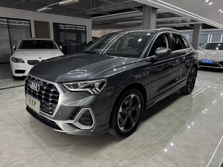 Открыть фотографии: Audi Q3 II (F3)