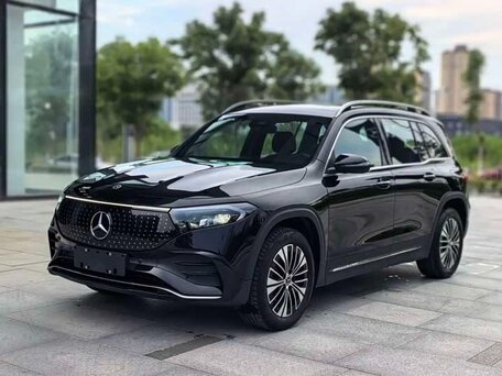 2025 Mercedes-Benz EQB 260 I Рестайлинг, чёрный, 4166066 рублей, вид 1
