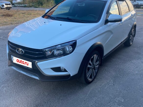 2022 Lada (ВАЗ) Vesta SW Cross I, белый, 1600000 рублей